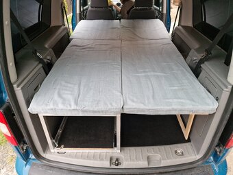 VW Caddy Maxi 1.6 i + LPG + vestavba - 11