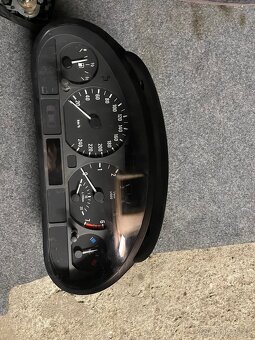 E46 mix dílů interiéru - 11