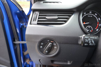 PRODÁM ŠKODA OCTAVIA 2.0TSI RS COMBI 2014 MANUÁL - 11