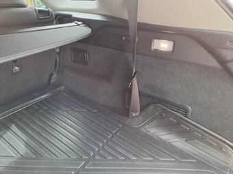 Lexus RX 450h L, Lexus RX 450HL 3.5V6 4x4,7míst - 11