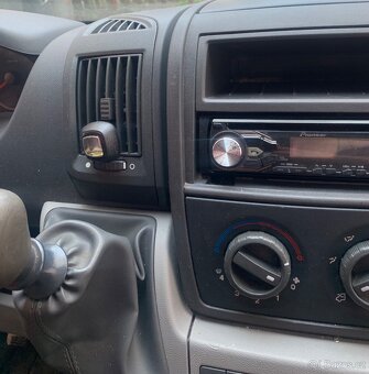 Prodám/vyměním Peugeot Boxer 2010, 7 míst, čerstvá STK, zele - 11