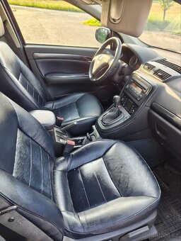Fiat Croma 1.9 JTDm 110kw nová STK - 11