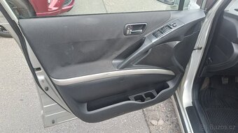 Corolla Verso 2.0 D4D 85 kW - 11
