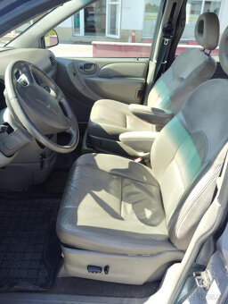 Chrysler Voyager 3,3 V6 + LPG - 11