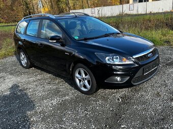 Ford Focus 1.6i 74kw, r.2010, 1.majitel, 131500km - 11
