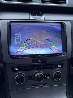 VW Passat B7 Variant 2.0 tdi 103kw DSG - DPH - 11