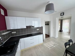 Rodinný dům, dvojdomek,130m2, Karlovy Vary - 11