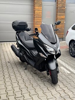 Suzuki Burgman AN 400 - nový model - 11