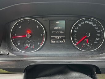 VOLKSWAGEN MULTIVAN BiTDI - 2016 , nový motor,turba, dvouhmo - 11