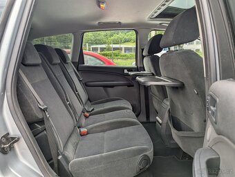 Ford C-MAX 2.0TDCi 100kW BIXENONY, ŠÍBR - 11