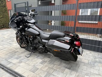 HARLEY DAVIDSON ROAD GLIDE ST CUSTOM - 11