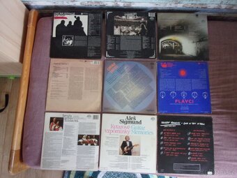 9x LP - GRAMOFONOVÁ DESKA - COUNTRY, FOLK, POP, ROCK... - 11