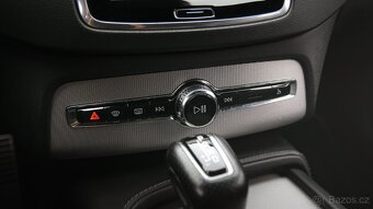 Volvo XC90, D5 R-DESIGN H/K AWD 7 MÍST - 11