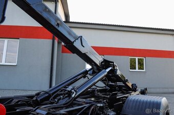 MERCEDES 12T HÁKOVÝ NOSIČ KONTEJNERŮ HYDRAULICKÁ RUKA EU6 - 11