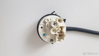 Náhradní hadičky k pračce Whirlpool AWO/C 6304 - 11