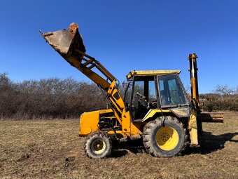 Traktorbagr JCB 3D - 11