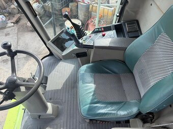 Sklízecí mlátička Claas Lexion 460, žací lišta V660 nebo 7, - 11