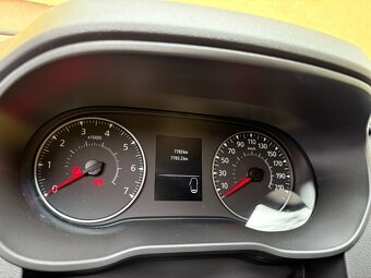 Dacia Duster Journey 1.3 TCe 130, 8/2024, 7 783 km - 11