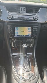 Mercedes-Benz CLS 500 - 11