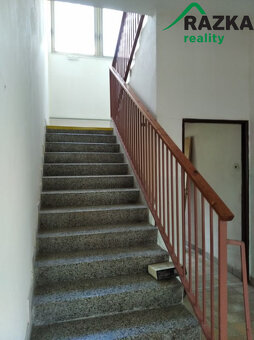 Areál na okraji Horažďovic, vhodný pro výrobu i... - 11