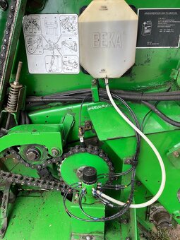 Balikovací lis John deere 854 - 11