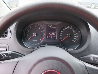 Volkswagen Polo 1.2 i 51 kW - 11