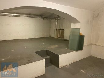 Pronájem obchodních prostor (167 m2), Praha 9 - Vysočany, ul - 11