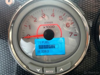 Člun nafukovací Zodiac PRO Open 550 - 115 hp spalovací motor - 11