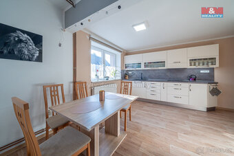 Prodej rodinného domu s pozemkem 3459 m², Blahutovice - 11