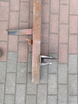 Naklápěcí kolébka - zvedák pro renovaci veterána. - 11