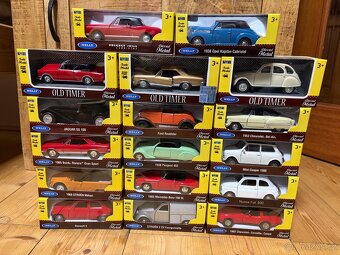 Modely aut welly 66 kusů - 11