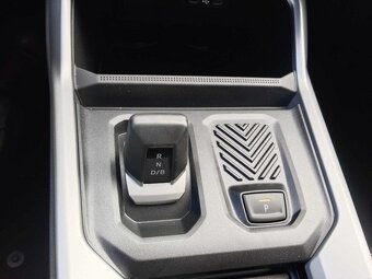 Dacia Bigster Journey Hybrid 155 - 11