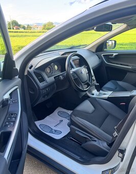 VOLVO XC60 2.4 D3 AWD AT SUMMUM PLUS - 11