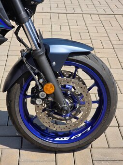 Yamaha MT-07, původ ČR, záruka do 9/2026,doplňky za 25.000Kč - 11