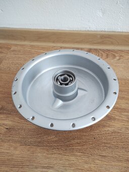 PRODÁM ORIGINÁL DÍLY MOTORU JAWA PÉRÁK 250 FJ / KOMUNISTA - 11