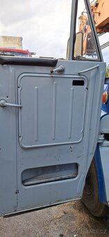 Jeřáb TATRA 148 - 11