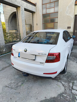 Škoda Octavia 1.4 tsi Gtec pravidelné servisy a Výborný stav - 11