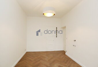 Pronájem bytu 3+kk 95m², ul. Sokolovská, Praha 8 - Libeň, čá - 11