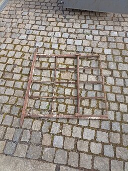 2 ks industriální, kovová okna - 11