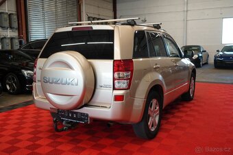 Suzuki Grand Vitara 2.0i benzín 103kw - 11