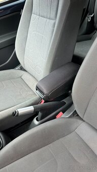 Volkswagen Up - 11