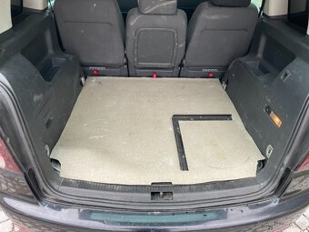 Volkswagen Touran I (1) 1.4 TSI 103kW Rok 2007 Náhradní díly - 11