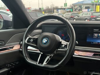 BMW I7 2022 - 11