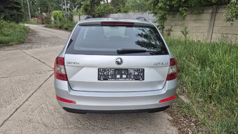 Škoda Octavia combi 1.6 TDI - 11