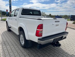 Toyota Hilux 3.0D-4D 4WD - 11