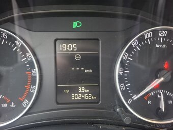 Škoda Octavia II 1.6tdi combi - 11