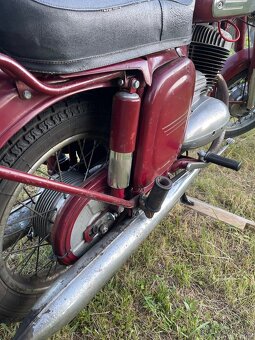 Jawa 250/559 - 11