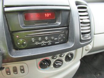 Renault Trafic - 11