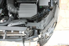 Hyundai i30N Performance MANUÁL 202kW - pojízdný - 11