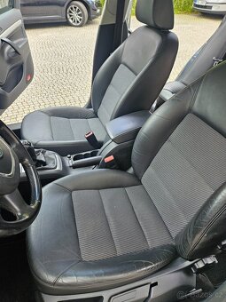 Škoda Octavia  Elegance 1.6 TDI 77 kW r.v. 2011, 219.000 km - 11